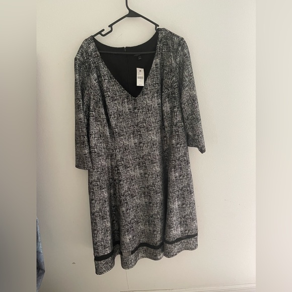NWT Lane Bryant Metallic Dress Size 22-24 - Picture 2 of 7